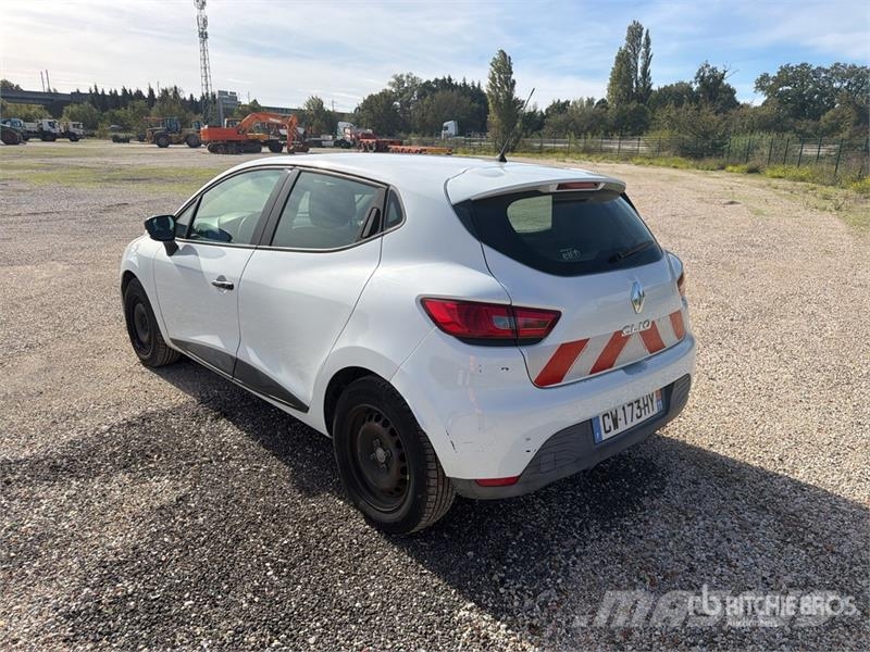 Renault Clio 4 Vehicule Utilitaire Cargo Van Furgonetas cerradas