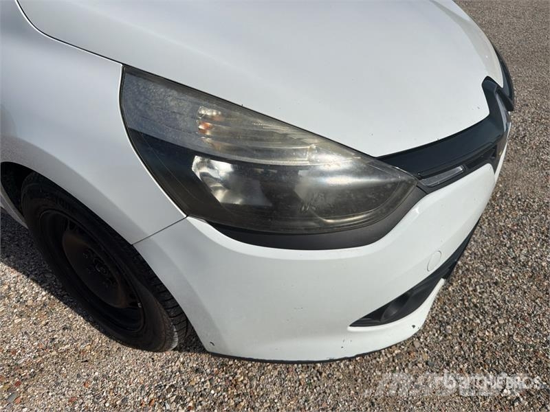 Renault Clio 4 Vehicule Utilitaire Cargo Van Furgonetas cerradas