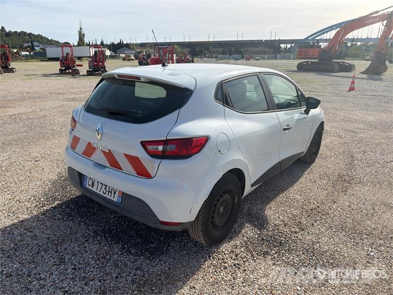 Renault Clio 4 Vehicule Utilitaire Cargo Van Furgonetas cerradas