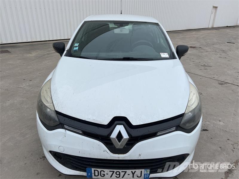 Renault Clio Vehicule Utilitaire Cargo Van (Inoperable) Dodávky