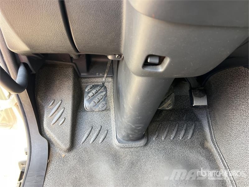 Renault D 210 DTI 5 12T 4x2 Camion Frigorifique Refrigerat Camion frigorifique