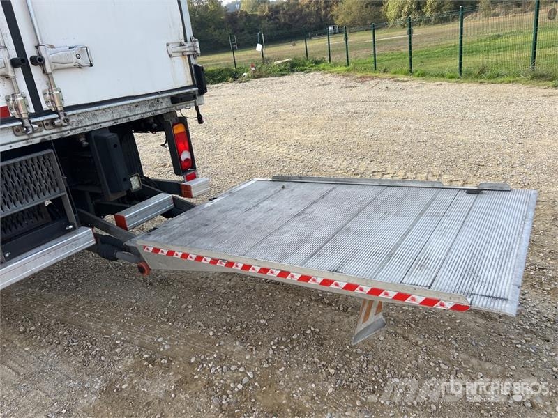 Renault D 210 DTI 5 12T 4x2 Camion Frigorifique Refrigerat Camion frigorifique