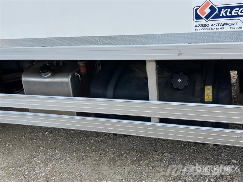 Renault D 210 DTI 5 12T 4x2 Camion Frigorifique Refrigerat Camion frigorifique