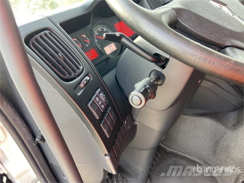Renault D 210 DTI 5 12T 4x2 Camion Frigorifique Refrigerat Camion frigorifique