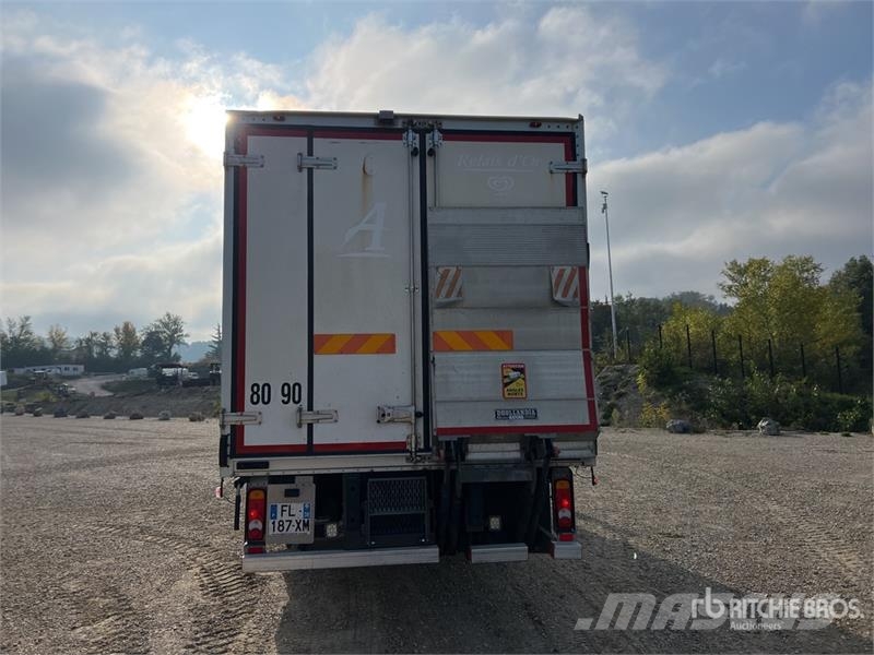 Renault D 210 DTI 5 12T 4x2 Camion Frigorifique Refrigerat Camion frigorifique