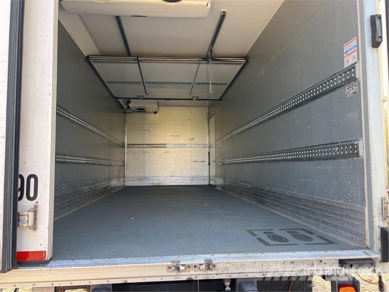 Renault D 210 DTI 5 12T 4x2 Camion Frigorifique Refrigerat Camion frigorifique