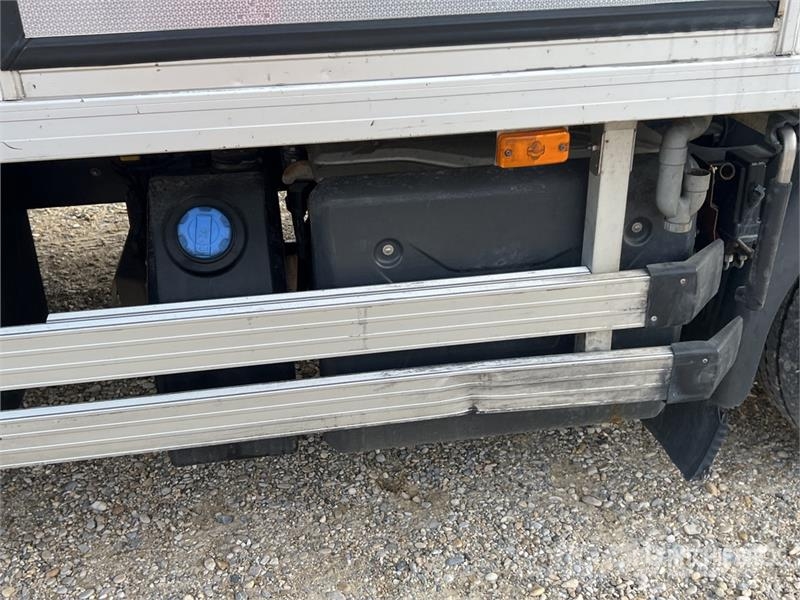 Renault D 210 DTI 5 12T 4x2 Camion Frigorifique Refrigerat Camion frigorifique