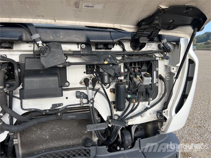 Renault D 210 DTI 5 12T 4x2 Camion Frigorifique Refrigerat Camion frigorifique