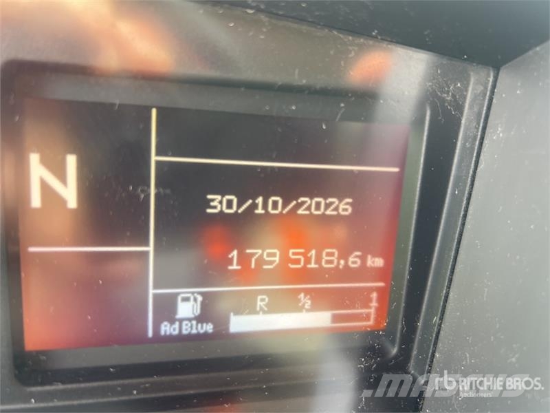 Renault D 210 DTI5 12T 4x2 Camion Frigorifique Refrigerate С температурен контрол