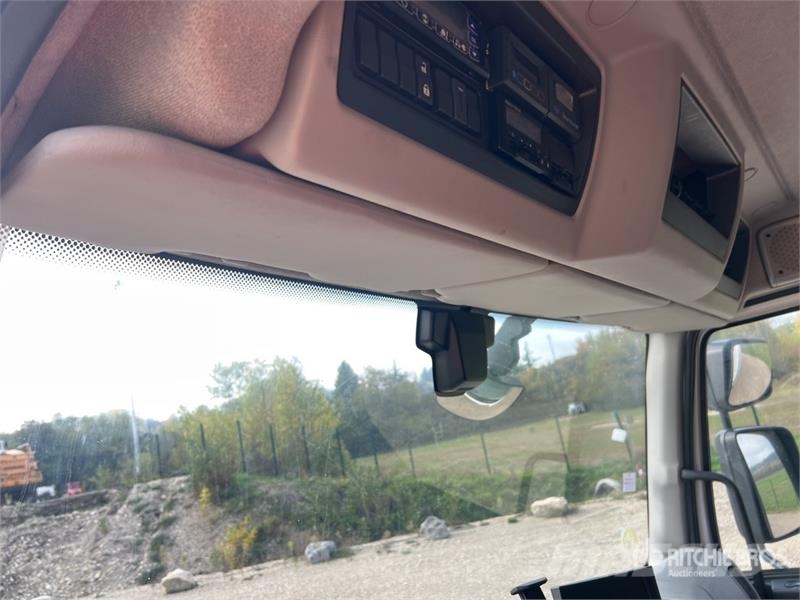 Renault D 210 DTI5 12T 4x2 Camion Frigorifique Refrigerate С температурен контрол