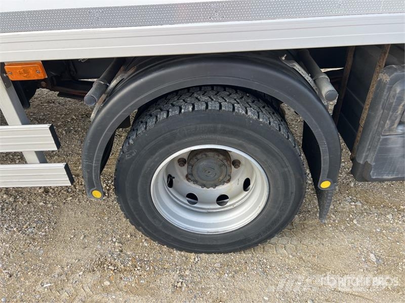 Renault D 210 DTI5 12T 4x2 Camion Frigorifique Refrigerate С температурен контрол