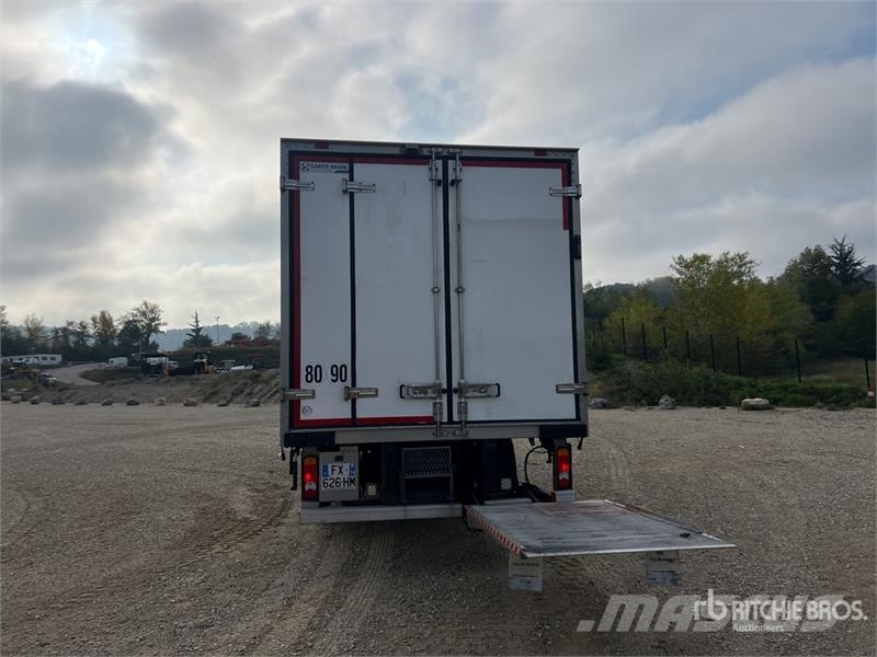 Renault D 210 DTI5 12T 4x2 Camion Frigorifique Refrigerate С температурен контрол