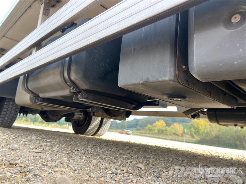 Renault D 210 DTI5 12T 4x2 Camion Frigorifique Refrigerate С температурен контрол