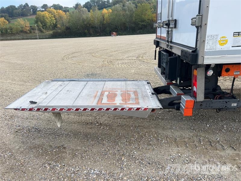 Renault D 210 DTI5 12T 4x2 Camion Frigorifique Refrigerate С температурен контрол