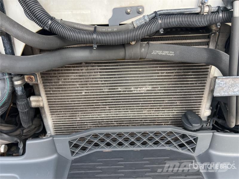 Renault D 210 DTI5 12T 4x2 Camion Frigorifique Refrigerate С температурен контрол