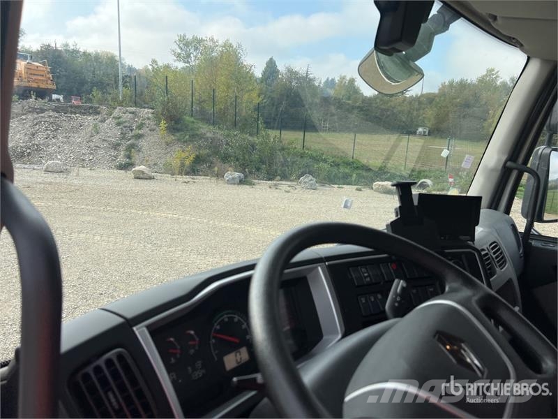 Renault D 210 DTI5 12T 4x2 Camion Frigorifique Refrigerate С температурен контрол