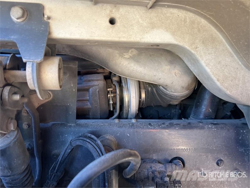 Renault D26.430 6x2 Camion Amplirol Roll-Off Truck Hidraulikus konténerszállító