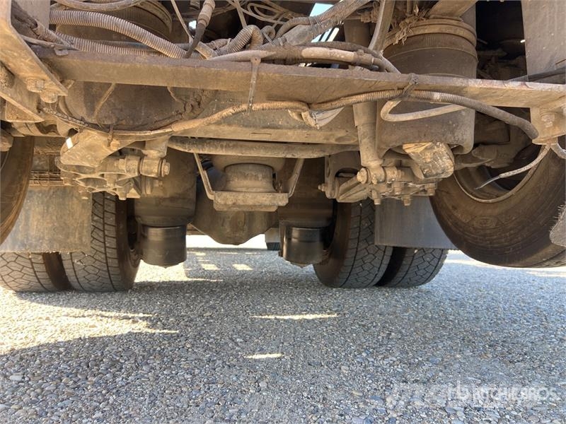 Renault D26.430 6x2 Camion Amplirol Roll-Off Truck Hidraulikus konténerszállító