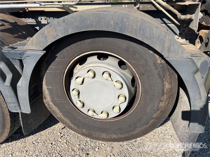 Renault D26.430 6x2 Camion Amplirol Roll-Off Truck Hidraulikus konténerszállító