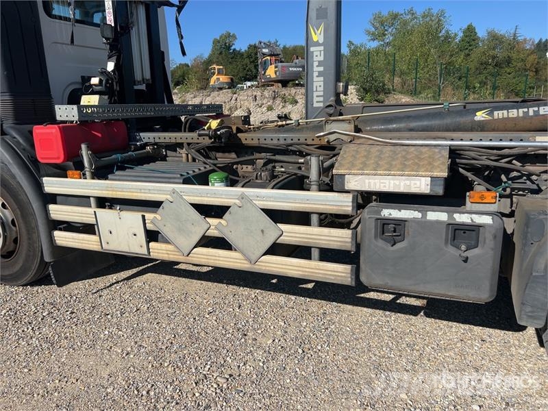 Renault D26.430 6x2 Camion Amplirol Roll-Off Truck Hidraulikus konténerszállító