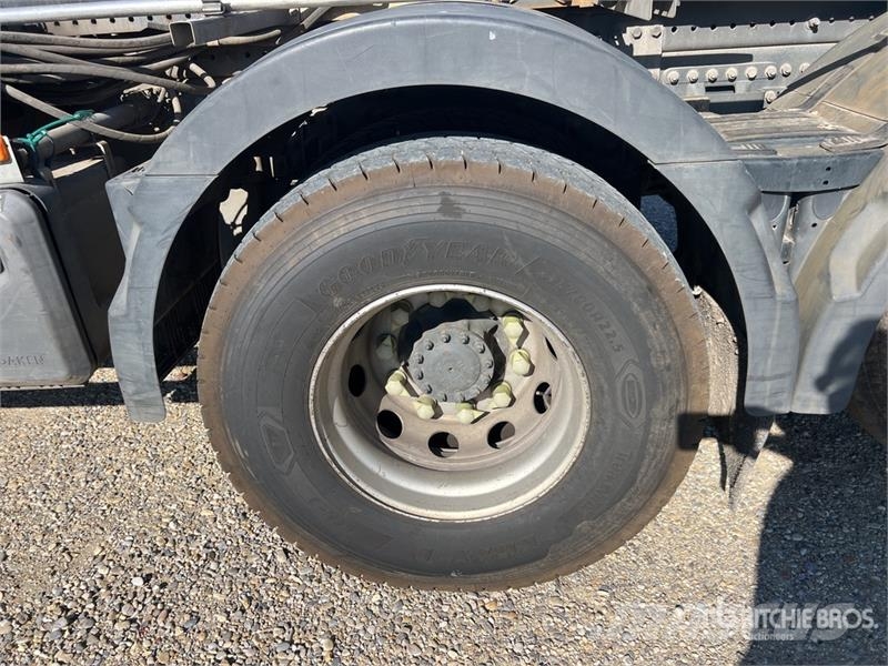 Renault D26.430 6x2 Camion Amplirol Roll-Off Truck Hidraulikus konténerszállító