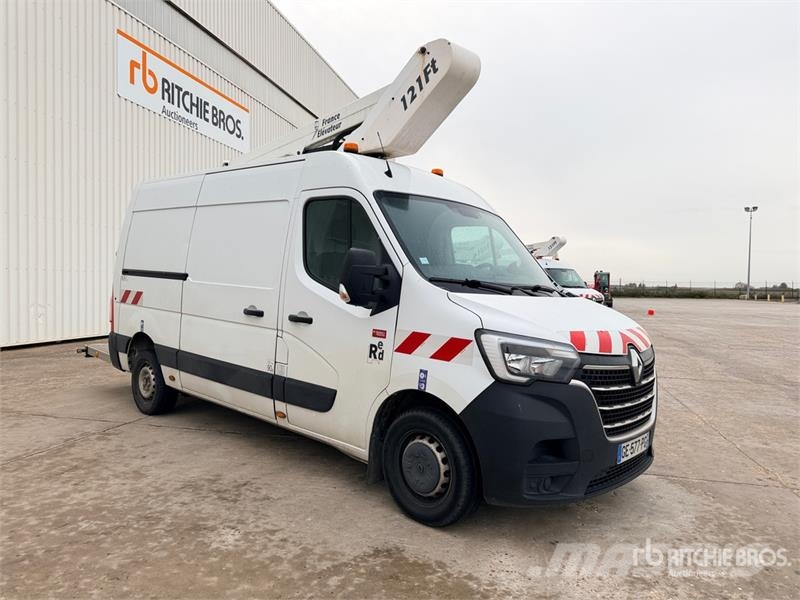 Renault France Elevateur 121FT 10 m on Renault Master Cam 车载式高空作业车