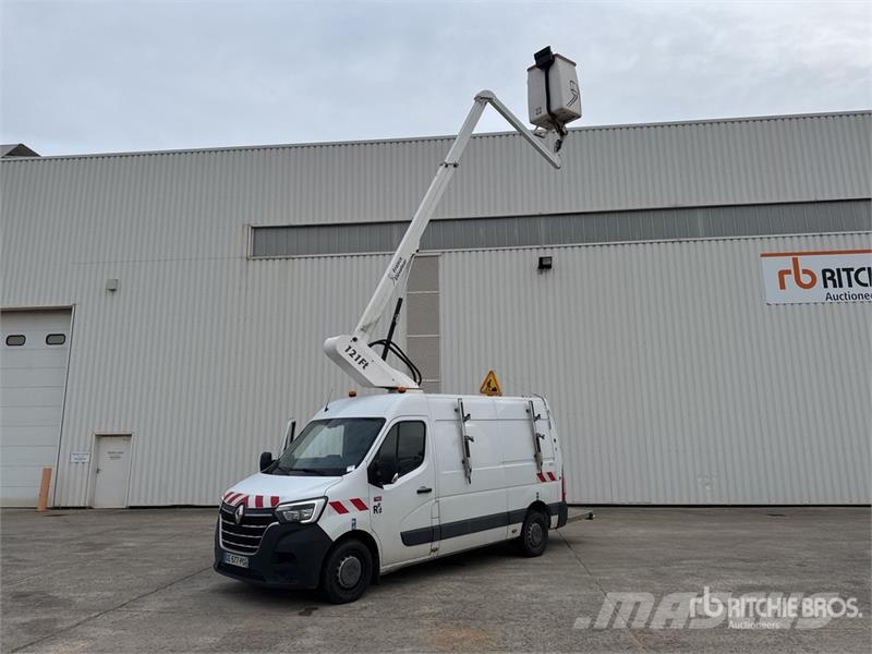 Renault France Elevateur 121FT 10 m on Renault Master Cam 车载式高空作业车