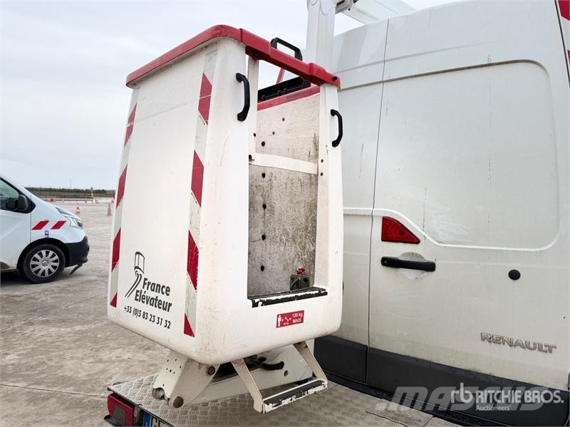 Renault France Elevateur 121FT 10 m on Renault Master Cam 车载式高空作业车