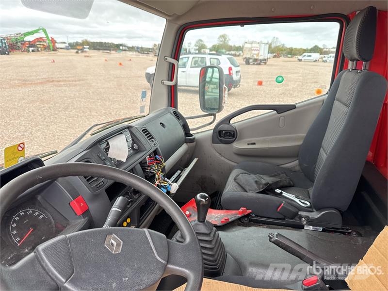 Renault GSR B200T 18 m on Renault Maxity DTI 130 4x2 Nacel Auto korpe