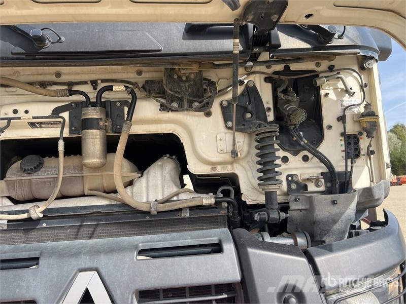 Renault K 480 8x4 Camion Benne remorquant Tri/A Dump Truck Billenő teherautók