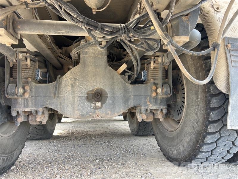 Renault K 480 8x4 Camion Benne remorquant Tri/A Dump Truck Billenő teherautók