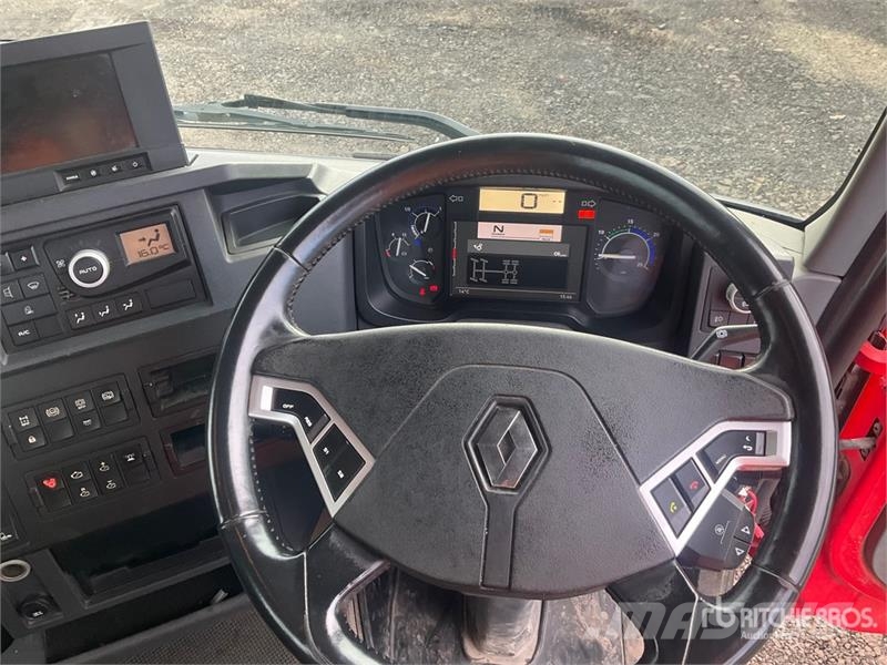 Renault K430 8x4 Twin-Steer Crew Cab Hooklift Truck Krokbil