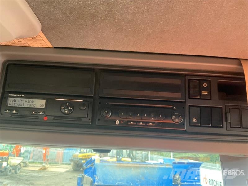 Renault K430 8x4 Twin-Steer Crew Cab Hooklift Truck Krokbil