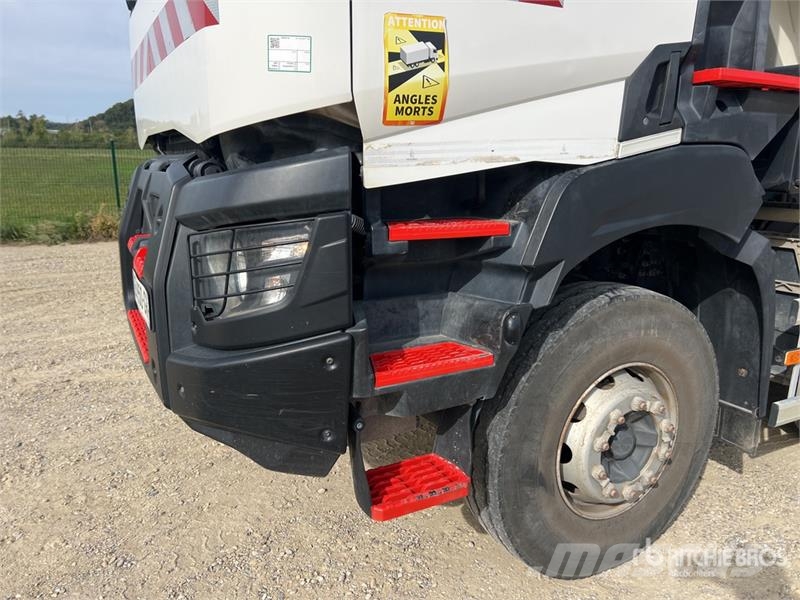 Renault K480 8x4 Camion Benne Tri/A Dump Truck Camion benne