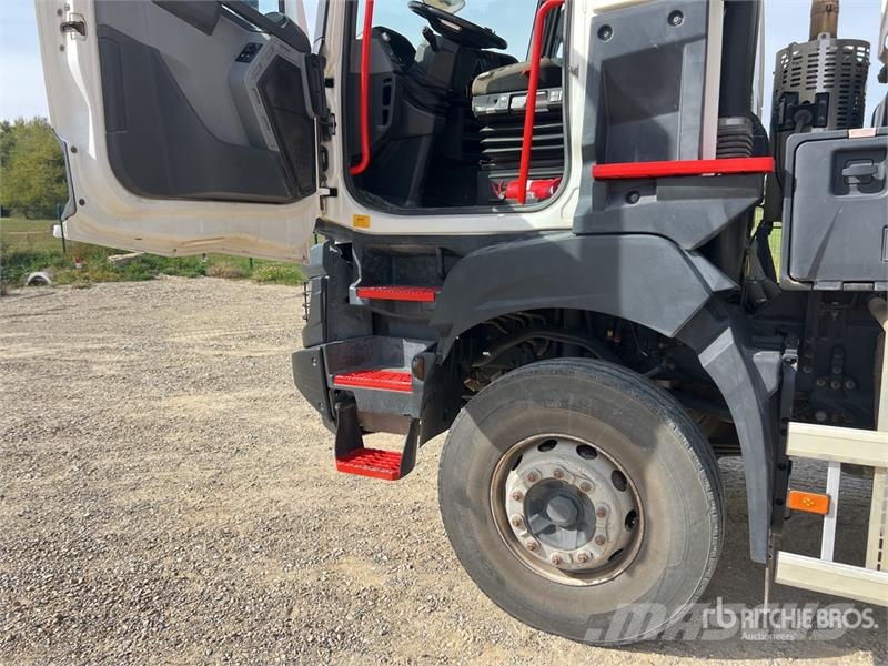 Renault K480 8x4 Camion Benne Tri/A Dump Truck Camion benne