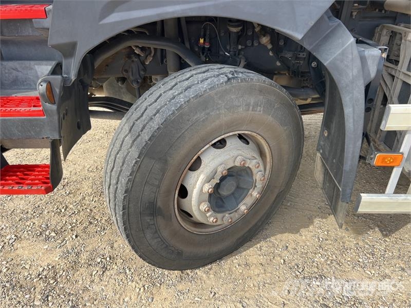 Renault K480 8x4 Camion Benne Tri/A Dump Truck Camion benne
