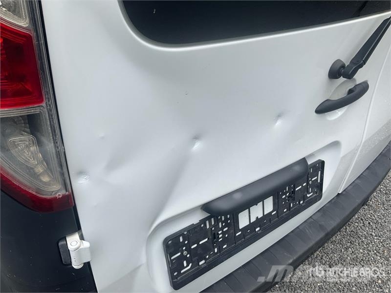 Renault Kangoo 1.5DCI MAXI Cargo Van Изотермический фургон