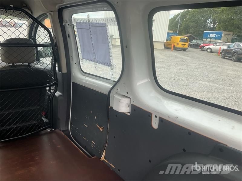 Renault Kangoo 1.5DCI MAXI Cargo Van Изотермический фургон
