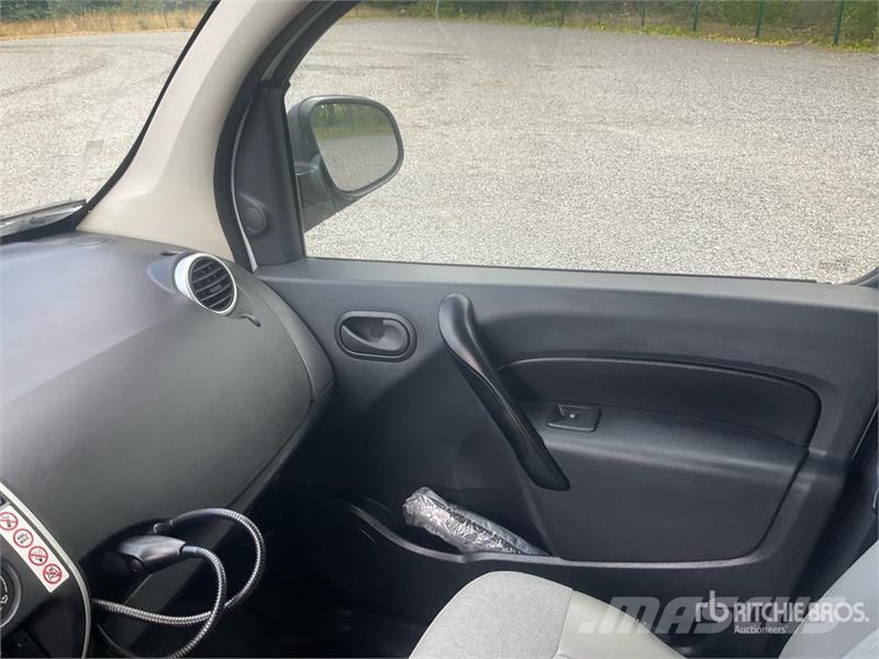 Renault Kangoo 1.5DCI MAXI Cargo Van Изотермический фургон