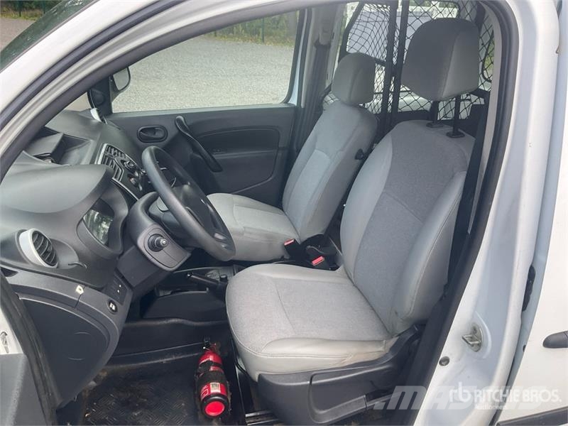 Renault Kangoo 1.5DCI MAXI Cargo Van Изотермический фургон