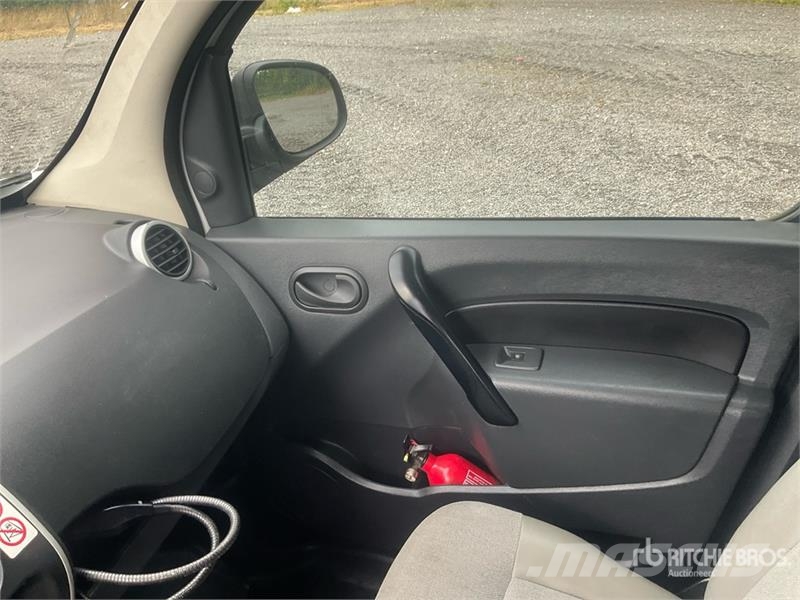 Renault Kangoo 1.5DCI MAXI Cargo Van Изотермический фургон