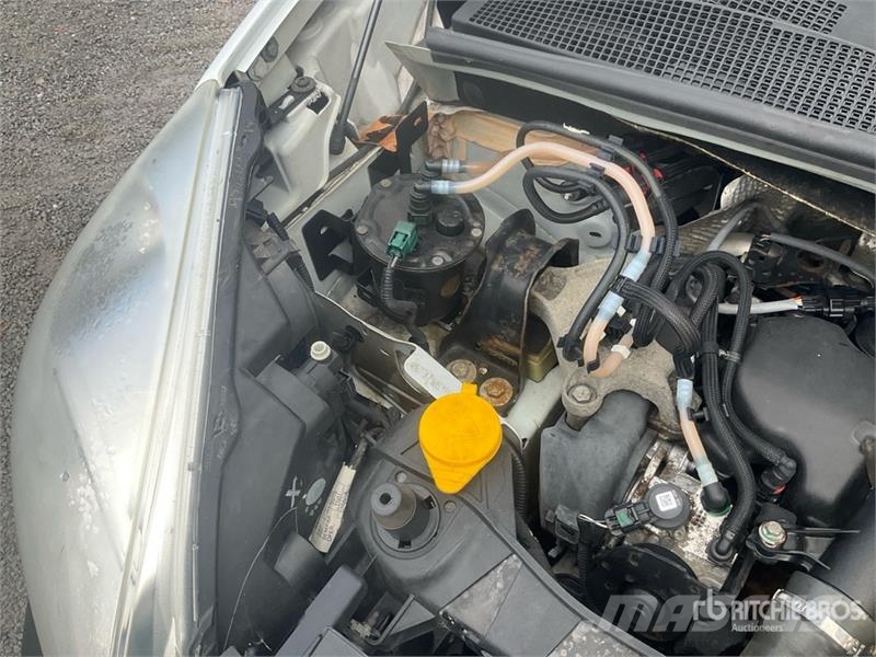 Renault Kangoo 1.5DCI MAXI Cargo Van Изотермический фургон