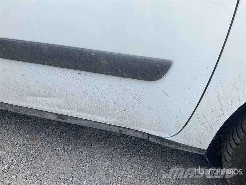 Renault Kangoo 1.5DCI MAXI Cargo Van Изотермический фургон