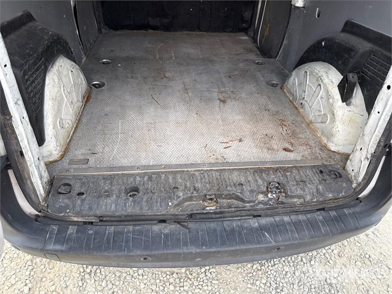 Renault Kangoo Cargo Van (Inoperable) Panel vans