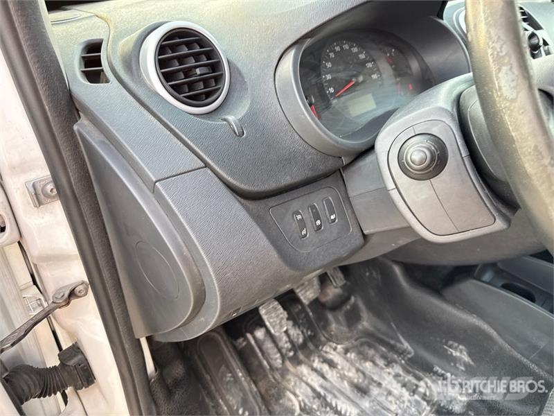 Renault Kangoo Cargo Van (Inoperable) Panel vans