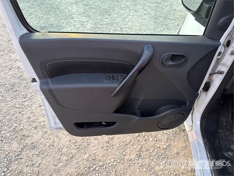 Renault Kangoo Cargo Van (Inoperable) Panel vans