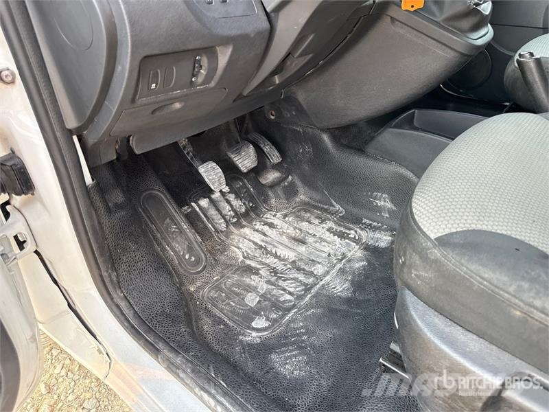 Renault Kangoo Cargo Van (Inoperable) Panel vans