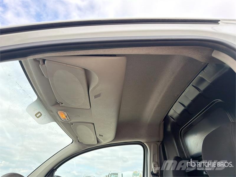 Renault Kangoo Cargo Van Panel vans