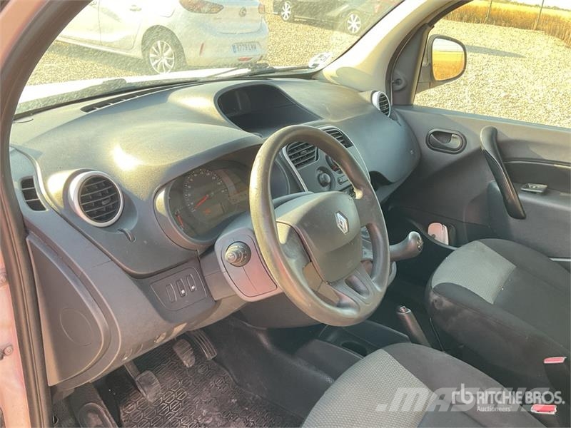Renault Kangoo Cargo Van Изотермический фургон