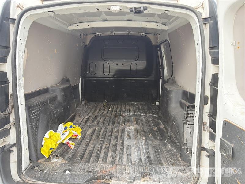 Renault Kangoo Cargo Van Panel vans